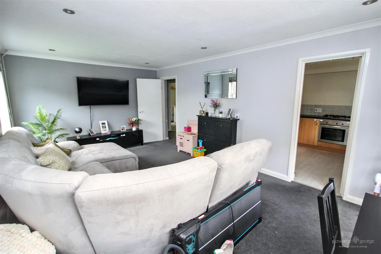 Starlings Drive, Tilehurst, Reading